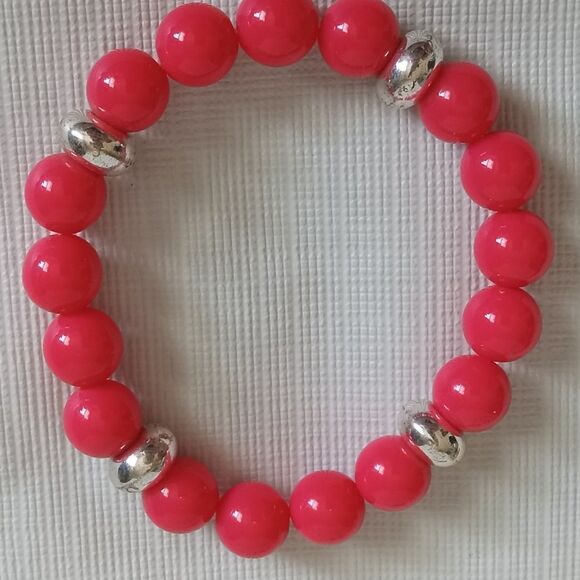 Assortment of 6 Multicolored Acrylic Plastic Beads Elastic Lightweight Bracelets - Picture 3 of 13